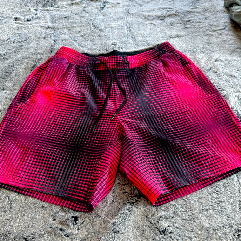 Men’s Lulu bathing suit